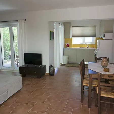 Perivoli Ii Apartment *